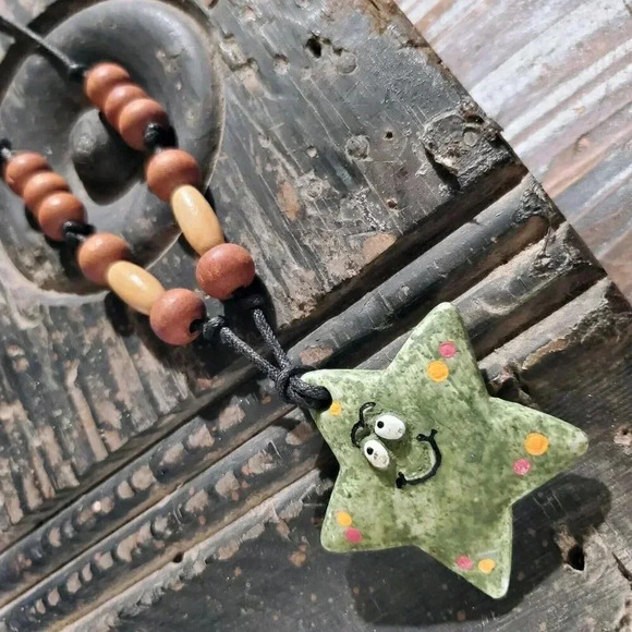 Artisan Star Fish Unglazed Clay Green Brown Multicolor OOAK Pendant Necklace - Picture 3 of 7